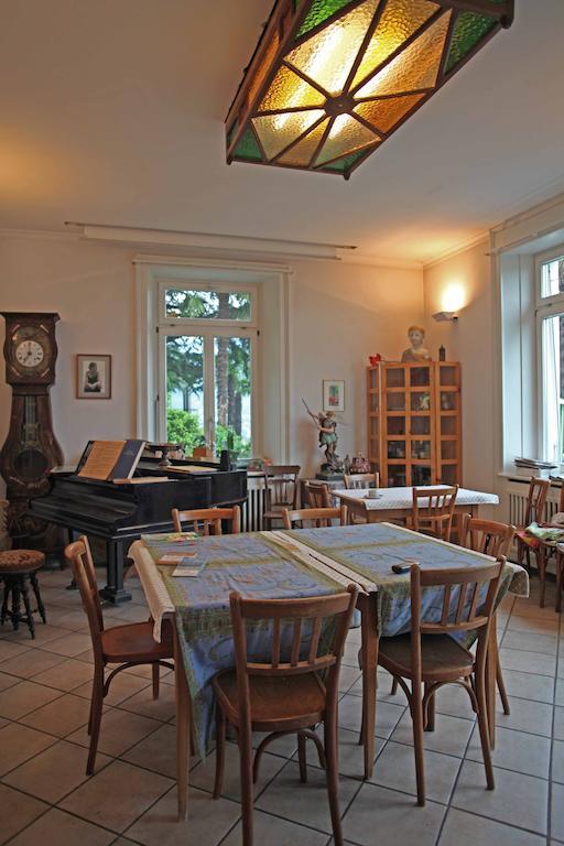 Alojamento de Acomodação e Pequeno-almoço Casa Locarno